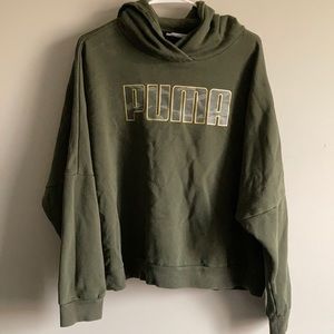 Women’s XXL Puma Sweatshirt